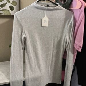 #29 EXPRESS MOCK NECK SWEATER